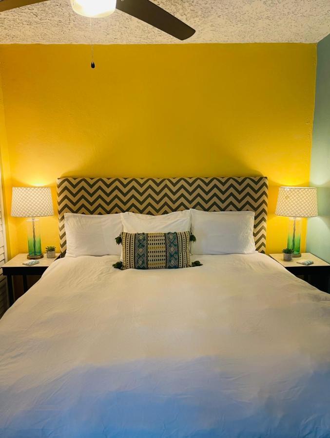 Crown Lotus Apartamento Christiansted Exterior foto
